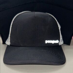 Patagonia Black Mesh Cap NWT
